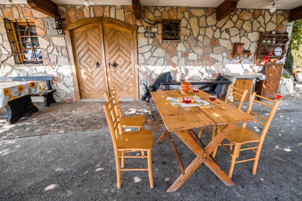Authentic Countryside Villa With Hot Tub Veliki Kamen المظهر الخارجي الصورة